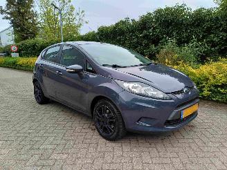damaged passenger cars Ford Fiesta 1.25 Champion 5drs airco 2012/12