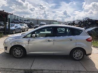 Schadeauto Ford C-Max 1.0 ecoboost 92kW NAVI 2013/6