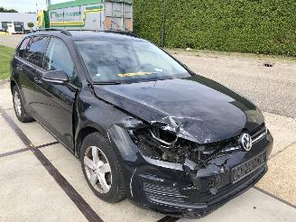 Volkswagen Golf 12tsi Variant AIRCO NAVI picture 3