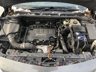 Opel Astra 14i turbo 88kW E5 SPORTS TOURER picture 10