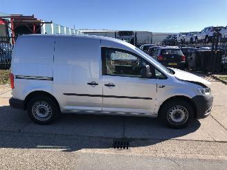 damaged commercial vehicles Volkswagen Caddy 2.0tdi 75kW E6 DSG MODIFIED PARTITION WALL 2020/10