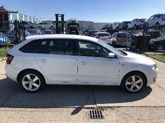 damaged passenger cars Skoda Rapid 1.0tsi E6 HB 2019/2