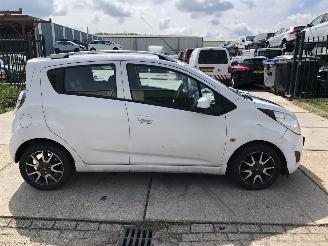 krockskadad bil auto Chevrolet Spark 1.0i Bi-Fuel LPG 2011/8