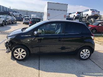 Voiture accidenté Peugeot 108 1.0i 5 drs Active AIRCO 2019/9