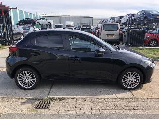 krockskadad bil auto Mazda 2 1.5i 66kW E6 Luxury 2021/1