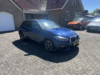 BMW 1-serie 118i automaat picture 7