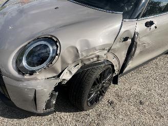 Mini Cooper 1.5 automaat !! picture 32