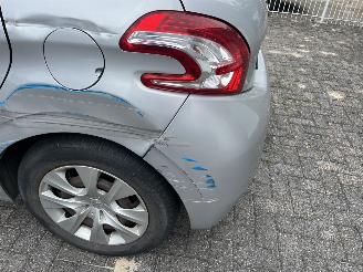 Peugeot 208 1.0 vti weinig km !! picture 19