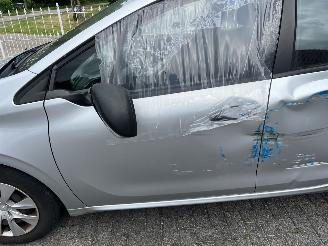 Peugeot 208 1.0 vti weinig km !! picture 22
