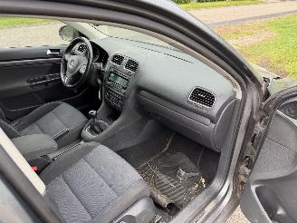 Volkswagen Golf  picture 17