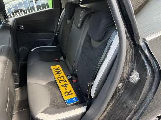 Renault Clio Luxe uitvoering !! Weinig km !! picture 14