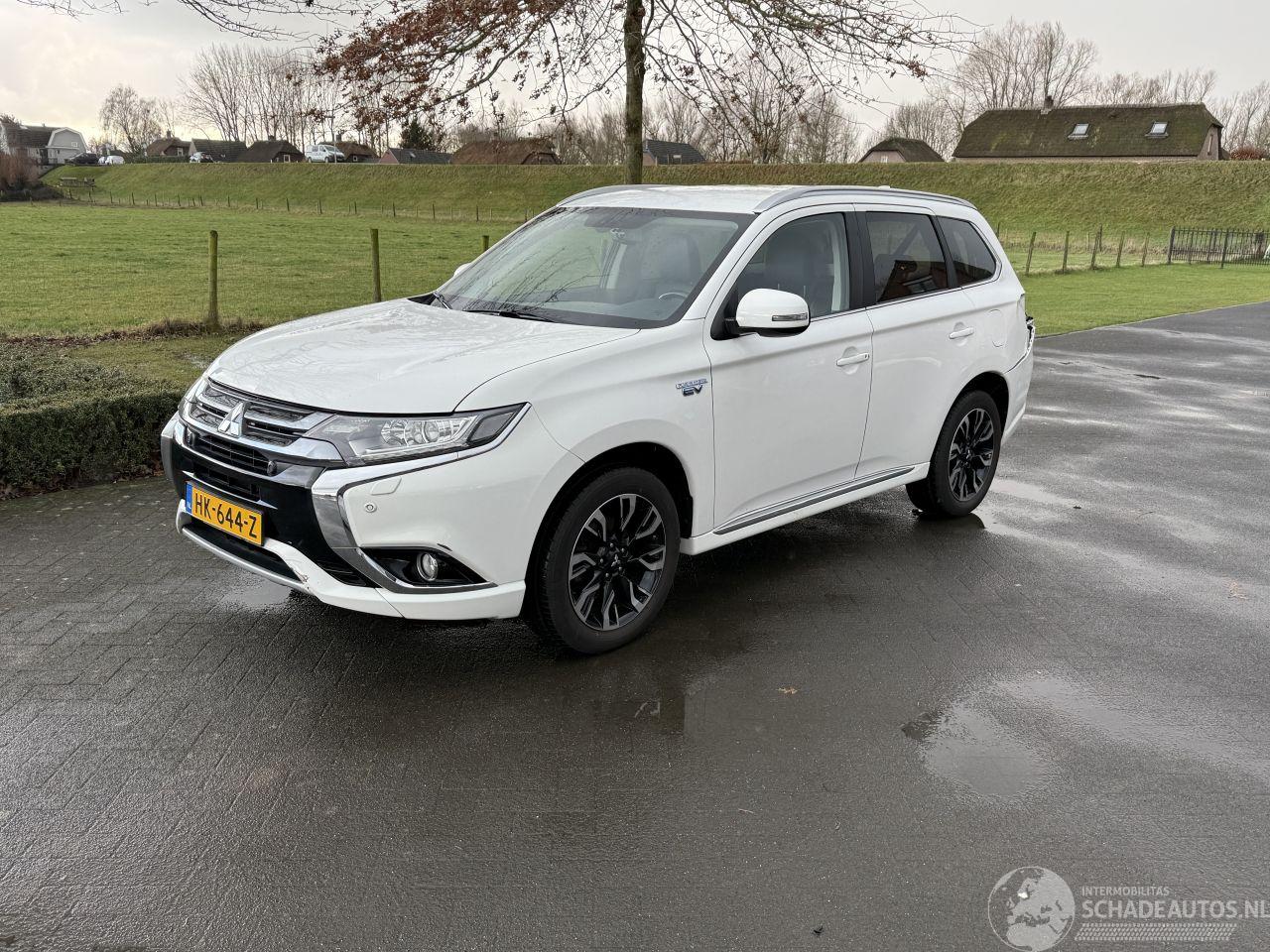 Mitsubishi Outlander 2.0 Executive Edition / Automaat / AWD