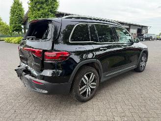 Mercedes EQB 300 4Matic 168 kw / 7p / Leer picture 4