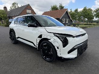 Kia EV3 GT-line / 81.4 Kwh / Long Range / Premium Pack / 150 KW picture 3