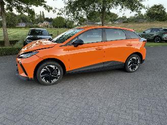 Vaurioauto  passenger cars MG 4 Electric 51 kWh 2023/11