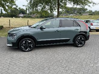 Coche accidentado Kia Niro Edition 7 / 64.8 kWh / Leer 2023/4