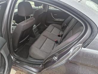 BMW 3-serie 320I picture 11