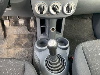 Mitsubishi Colt  picture 14