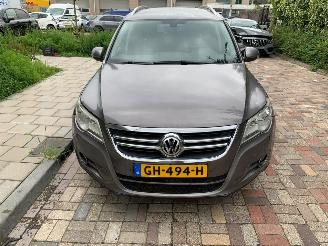 Schadeauto Volkswagen Tiguan 2.0 TDI TRACK&FIELD 4 MOTION 2011/5