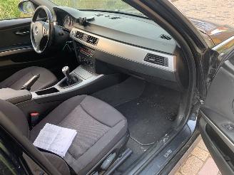 BMW 3-serie 318i picture 15