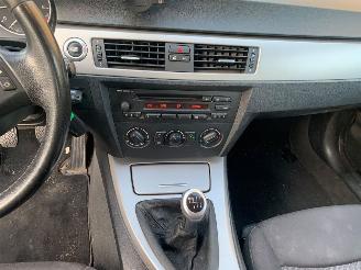 BMW 3-serie 318i picture 19