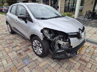 Renault Captur  picture 3