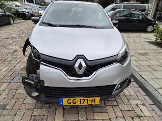 krockskadad bil auto Renault Captur  2015/5