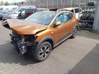 Vrakbiler auto Dacia Sandero Sandero III, Hatchback, 2021 1.0 TCe 90 12V 2021