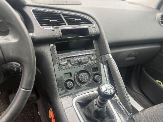 Peugeot   picture 12