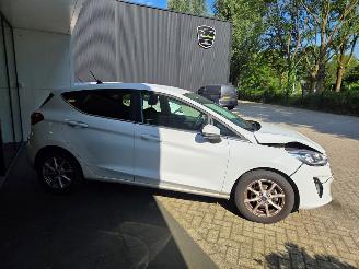 Ford Fiesta 1.0 EcoBoost 12V Hatchback  Benzine 999cc 70kW (95pk) FWD 2019-12  M0JB picture 6