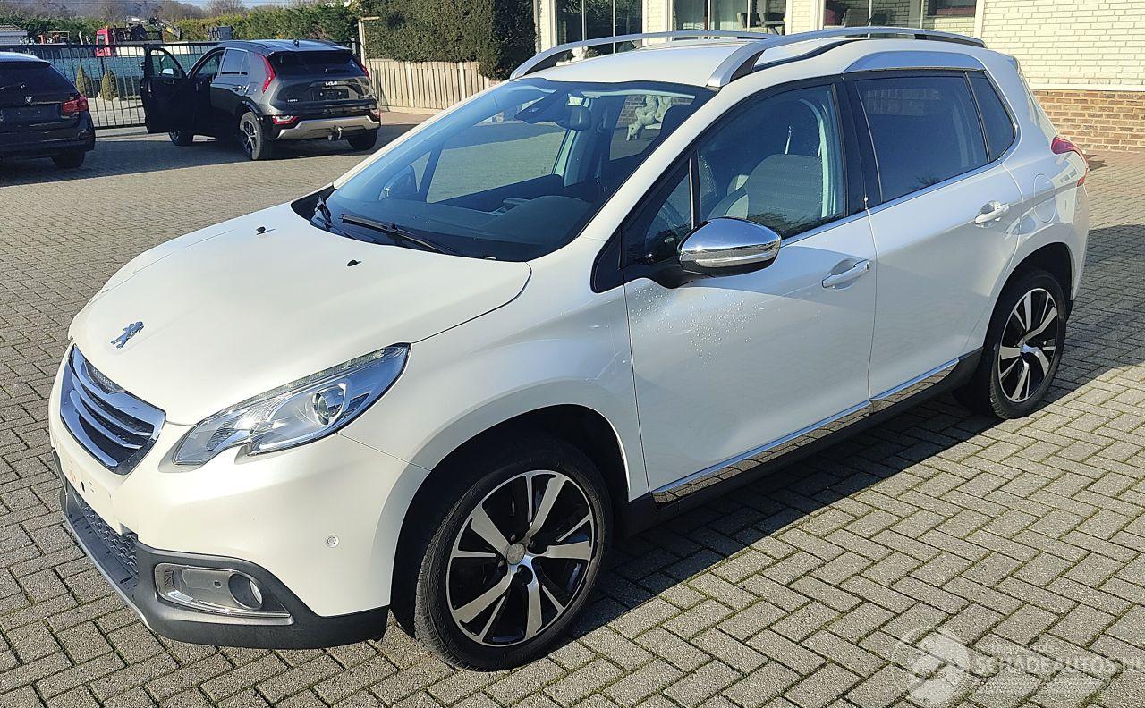 Peugeot 2008 Peugeot 2008 Allure navi 86237 km lichte schade