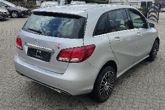 Mercedes B-klasse mercedes B 180 automatiek pano urban picture 4