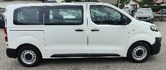 Opel Vivaro Opel Vivaro Life 9-persoons Kombi – als nieuw! picture 5