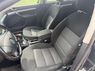 Skoda Octavia  picture 10