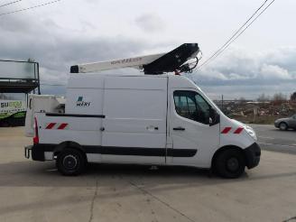 Renault Master HOOGTEWERKER picture 4