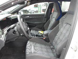 Volkswagen Golf GTE picture 16