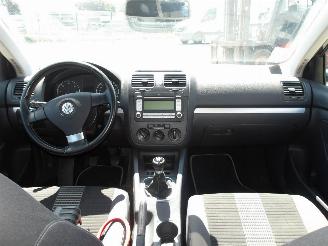 Volkswagen Jetta  picture 2