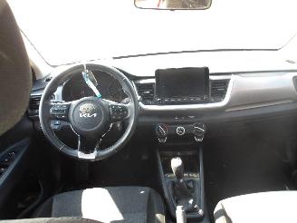 Kia Stonic  picture 3