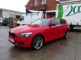 Coche accidentado BMW 1-serie M-SPORT 2015/10