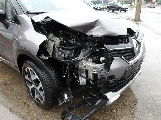 Renault Captur  picture 10