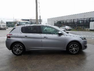 Peugeot 308  picture 3