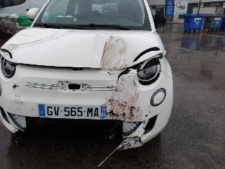 Fiat 500E  picture 10