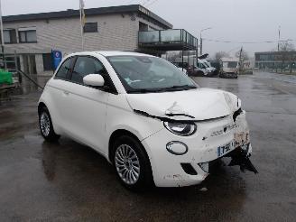 Voiture accidenté Fiat 500E  2024/3
