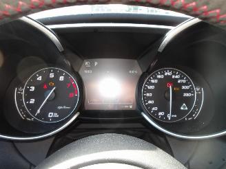 Alfa Romeo Giulia QV 2.9 510CV picture 15