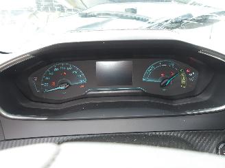 Peugeot 208  picture 19