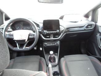 Ford Fiesta ST LINE picture 2