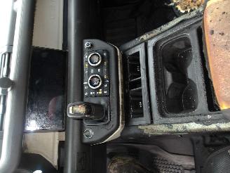 Land Rover Defender D300 X DYNAMIC picture 23