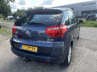 Citroën C4 PICASSO 1.6 VTi Séduction 5p. picture 20