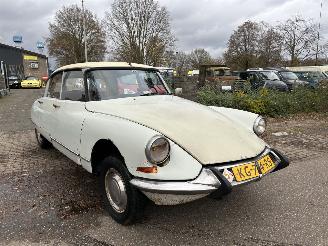 Citroën DS ID 19 picture 12