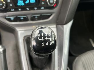 Ford Focus 1.0 EcoBoost Titanium picture 11